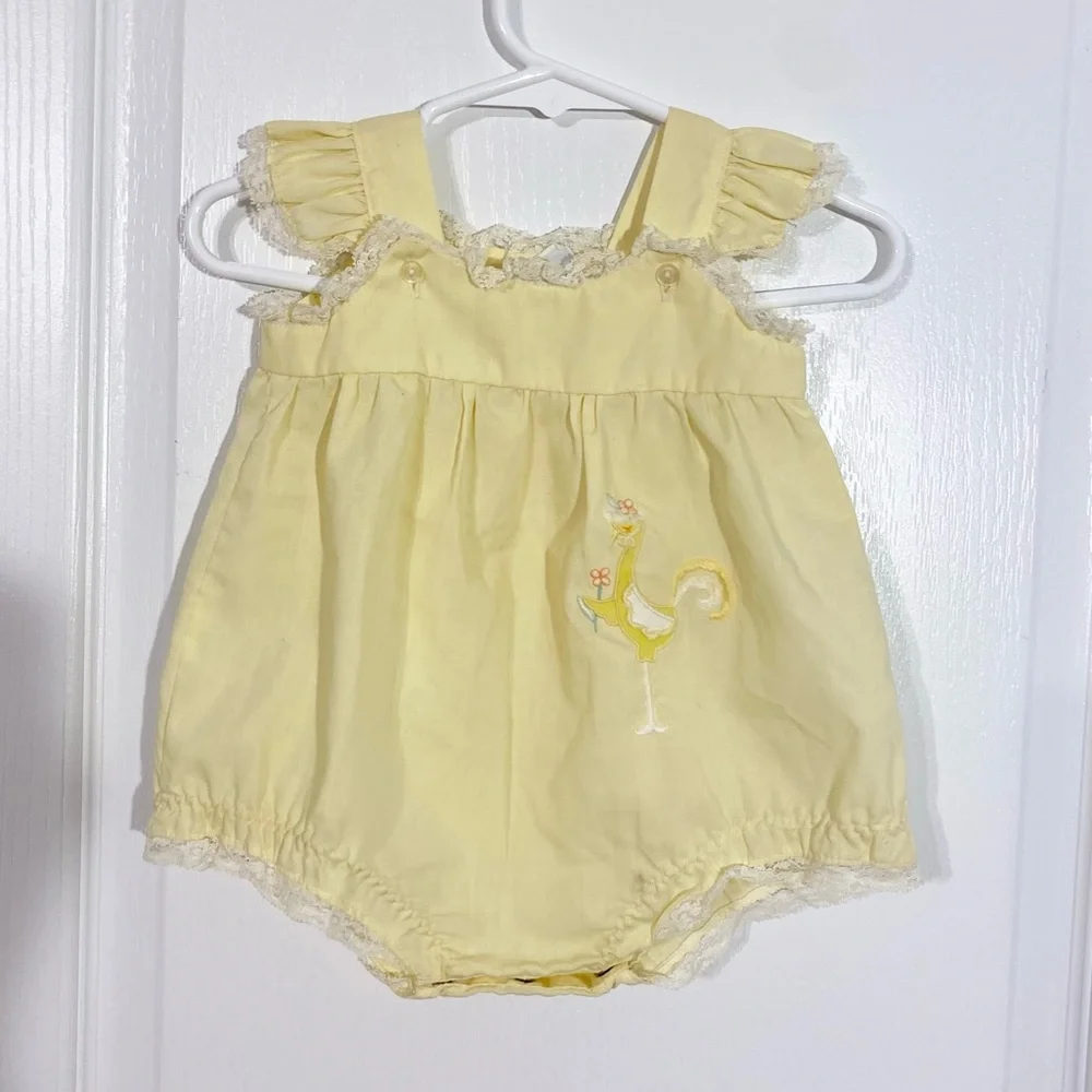 70s Nanette Embroidered Chick Lace Trim Romper & Bonnet Vintage Yellow Size 0